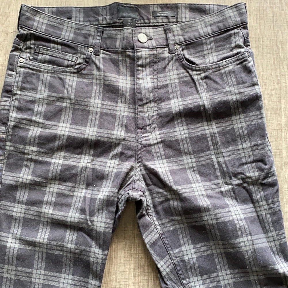 H&M Skinny Fit size 29 plaid pants